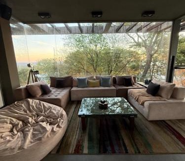 San Bernardino House | Paraíso del Anfiteatro