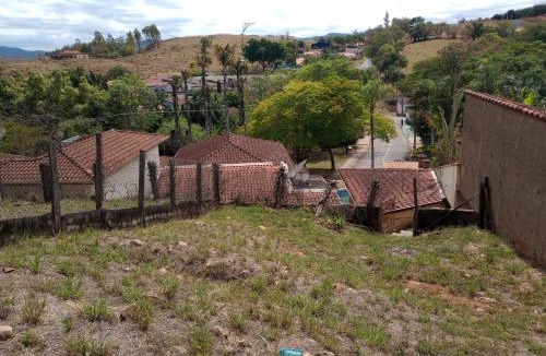 Itapira House | Paraíso na Terra - Eleutério