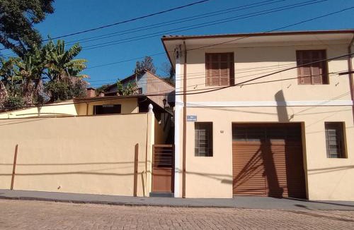 Itapira House | Paraíso na Terra - Eleutério