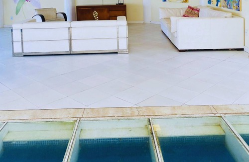 Marina House | Paradise by the Sea.