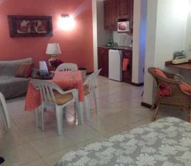 La Poblacion Apartment | Paraiso Serrano