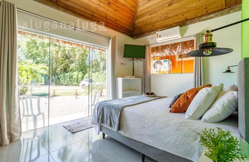 Vargem Pequena Apartment | Parrot Cabin - Heated Pool & Gourmet Area