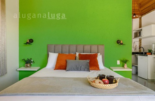 Vargem Pequena Apartment | Parrot Cabin - Heated Pool & Gourmet Area