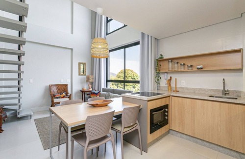 Santo Antonio de Lisboa Apartment | Partial Sea View | Pool | Near the Seafront #SAL08