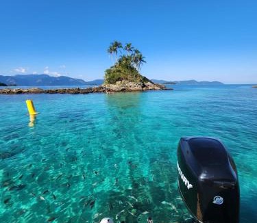 Parque das Palmeiras Boat Rental | Passeios de lancha em Angra dos Reis