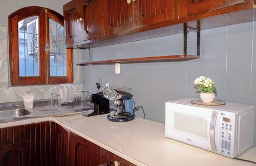 Asuncion House | Peace 5 minutes from Shopping del sol, bohemian and modern house.