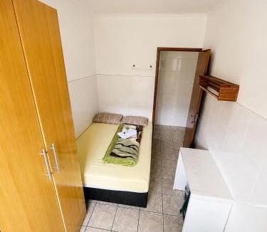 Serraria Hostel | Pensão Meg