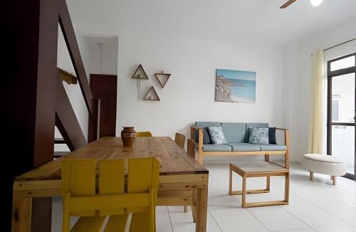 Prainha Apartment | Penthouse for 10 | BBQ + Outdoor Shower at Prainha