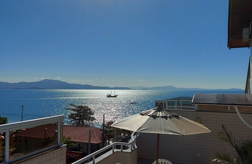 Cachoeira do Bom Jesus Apartment | Penthouse with Pool, Barbecue and Wonderful Sea View