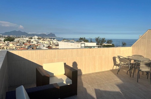 Recreio dos Bandeirantes Apartment | Penthouse with ocean view in Recreio.