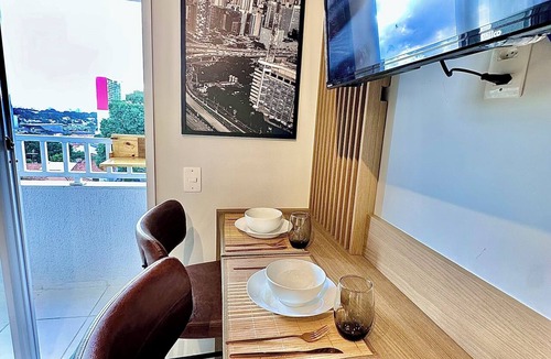 Sao Paulo Apartment | Perfect studio apartment near Congonhas Airport and Expo SP/complete with air conditioning.