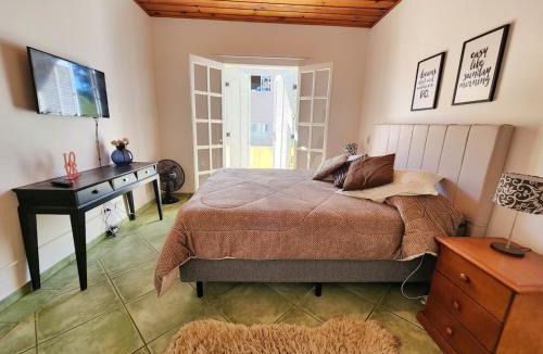 Vila Iara Apartment | Perfeita para Casal Home Office e Bem Localizado