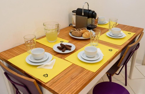 Leblon Apartment | Pineapples CG103 - Apartamento 2 quartos, bem decorado e em ótima localização no Leblon