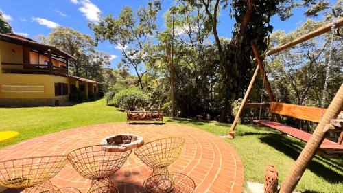 Sao Sebastiao das Aguas Claras House | Piscina Aquecida, 5 Suítes, Lareira e Trilha até o Ribeirão