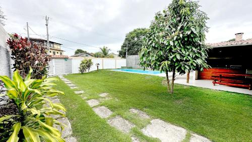 Manguinhos House | Piscina, Garagem, Praia e Conforto em Manguinhos