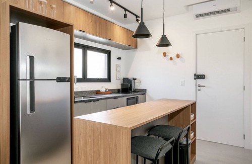 Lagoa Pequena Apartment | Pool | 50" Smart TV #CAMP17
