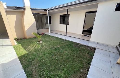 Santa Felicidade House | Pousada Cascavel, Paraná