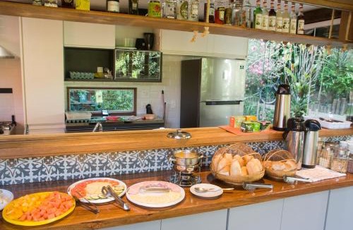 Vila do Abraao Hotel | Pousada Albatroz