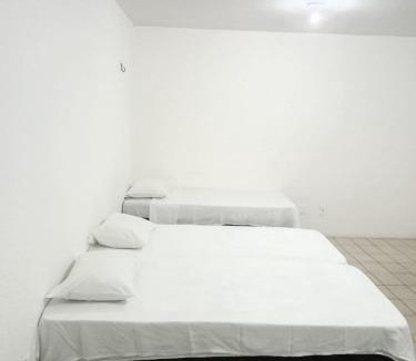 Centro Hotel | Pousada Amarela