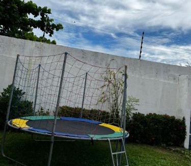 Colonia de Pescadores Hotel | Pousada Brisa do Oceano Cumbuco - Quartos privativos e acomodações compartilhadas