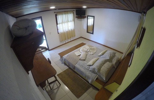 Vila do Abraao Hotel | Pousada Caúca