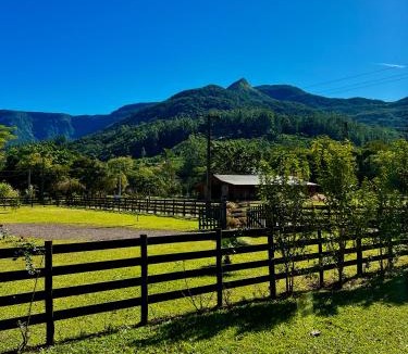 Praia Grande Ski Chalet | Pousada Canyons Rio do Boi