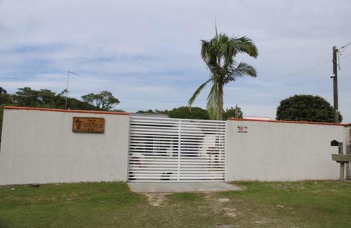 Pontal do Parana Apartment | Pousada Captain Morgan Pontal do Sul com Piscina