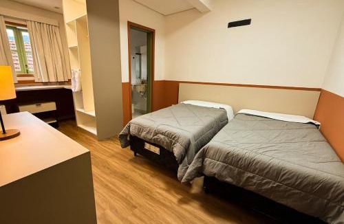 Passa Quatro Hotel | Pousada Casarão Tambo