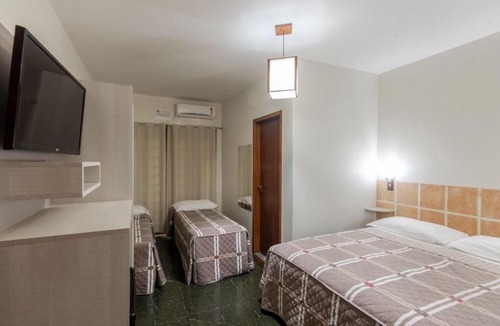 Bombas Hotel | Pousada Cores do Mar | Conforto com Piscina em Bombinhas