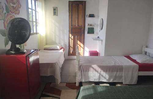 Pontal Hotel | Pousada Dádiva 1 Suite Simples 50 mts da Praia do Pontal Centro