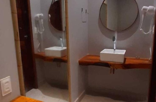 Vila da Trinta Hotel | Pousada da Mana
