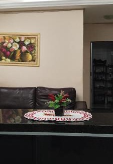Uba House | Pousada das plásticas