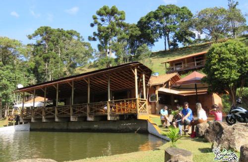 Santo Antonio do Pinhal House | Pousada e Restaurante Recanto do Pico