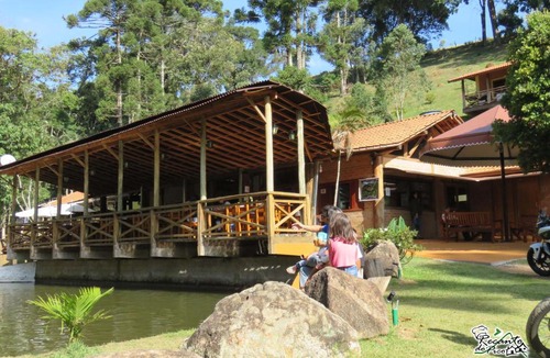 Santo Antonio do Pinhal House | Pousada e Restaurante Recanto do Pico