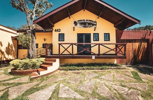 Sao Bento do Sapucai Hotel | Pousada Flor de Ipe