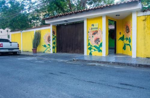 Vargem Pequena House | Pousada Girassol