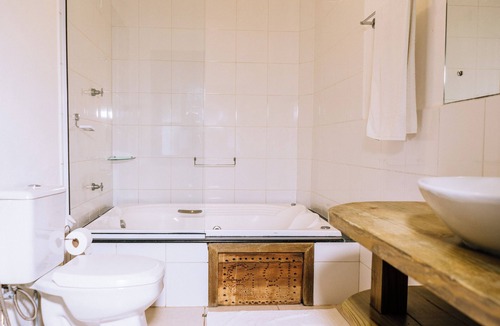 Rio Tavares Hotel | Pousada Hi Adventure
