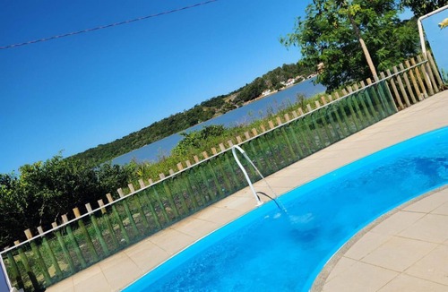 Pontal do Piraqueacu Ski Chalet | Pousada In Paradiso