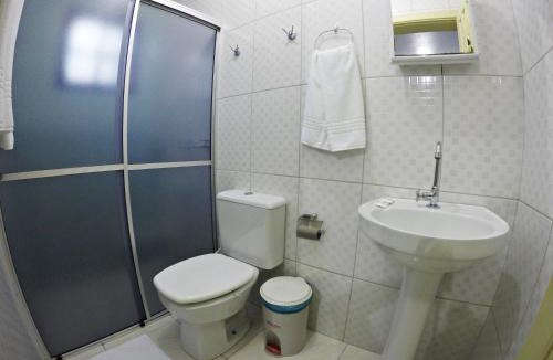 C A I C Hotel | Pousada Justen