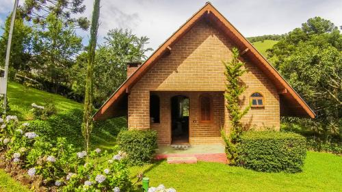 Costas Hotel | Pousada Monjolos de Minas a 9 km de Gonçalves
