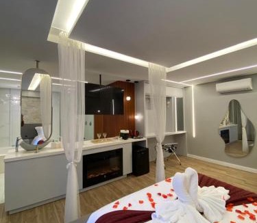 Vila Suzana Hotel | Pousada Pinhão e Poesia