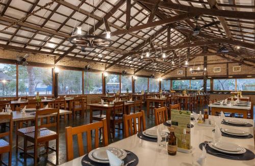 Carvoalzinho Hotel | Pousada Rio Claro