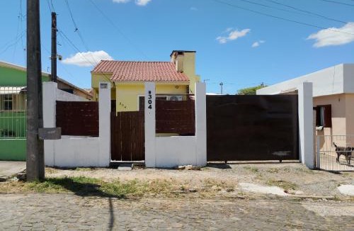 Santo Antonio House | POUSADA TEMPORADA BIBi casa inteira com café