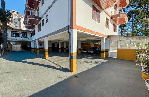 Capivari Hotel | Pousada Vilage Inn Campos do Jordão