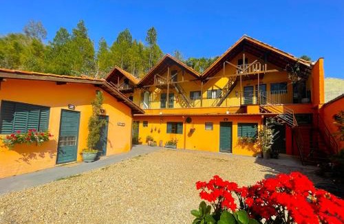 Serra Negra Hotel | Pousada Villa Três