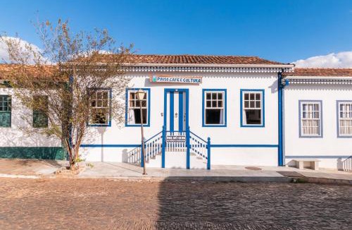 Centro House | Pouso, Café e Cultura