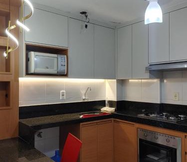 Centro Apartment | Próximo a praia das castanheiras, internet, cooler, cadeiras de praia,roupas de cama e banho
