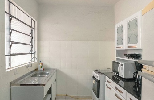 Zona 01 Apartment | Practical Apartment in Maringa - EV06-A