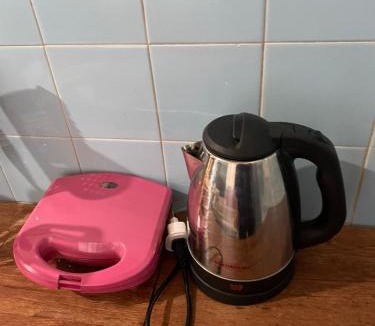 Vila Yolanda House | Praella Quarto Individual e dbl em casa compartilhada para Mulheres