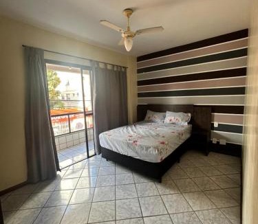 Praia do Morro Apartment | PRAIA DO MORRO - 2 QUARTOS - Apartamento 3 min do mar á pé - Garagem coberta e livre - WI FI